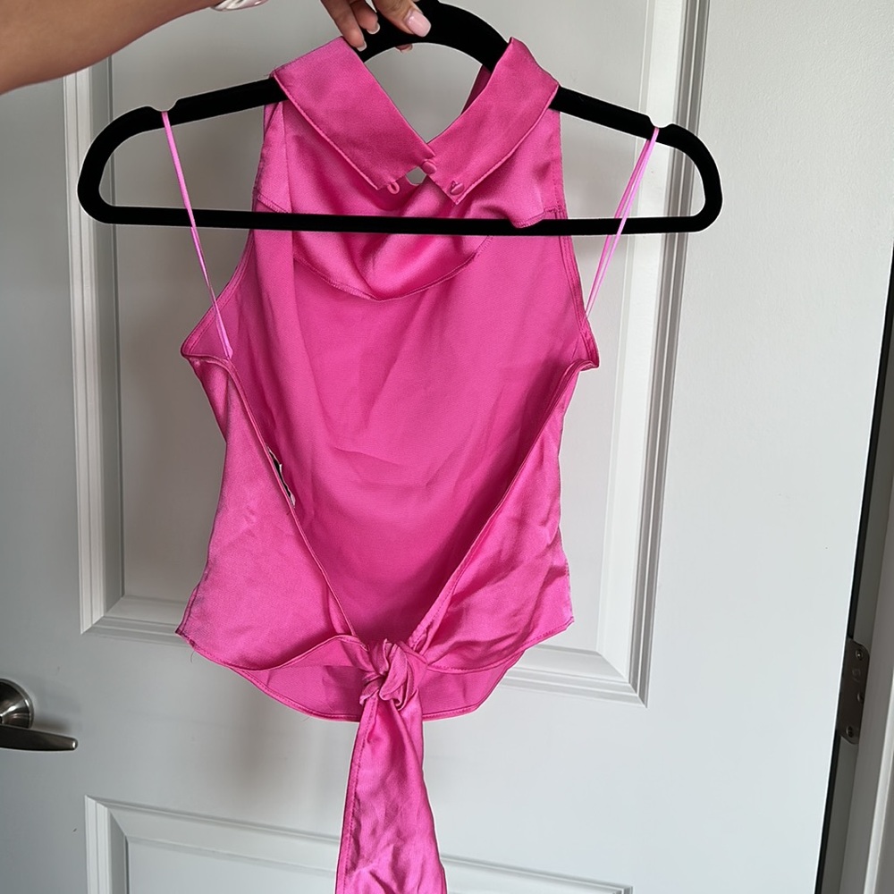 Pink backless top - Picture 2 of 4